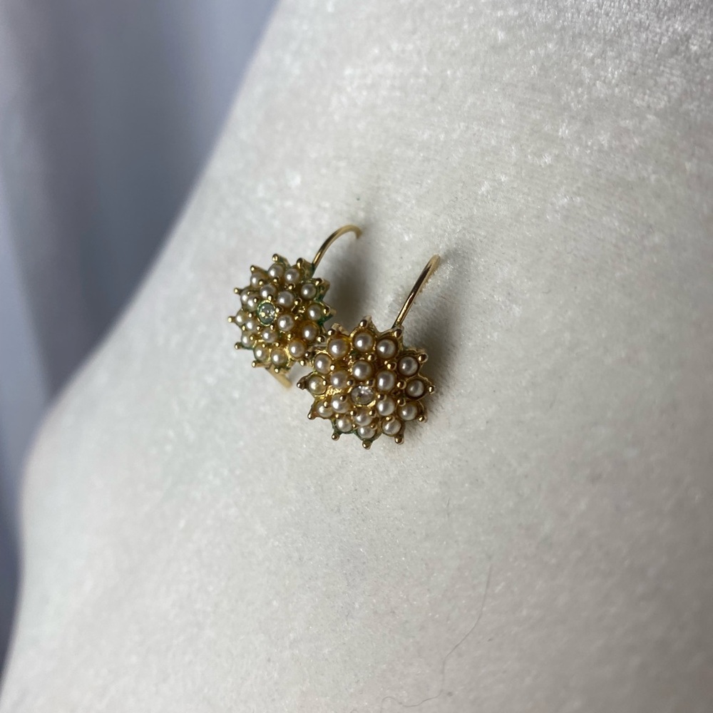 Elegant Gold and Pearl Flower Earrings